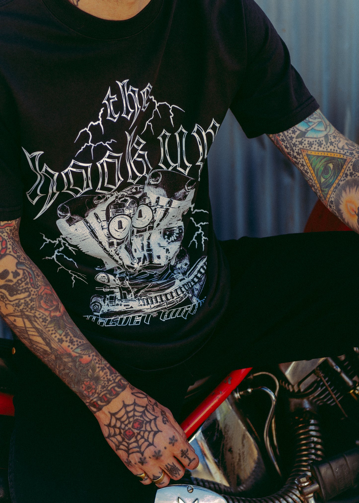 Knuckle T-Shirt
